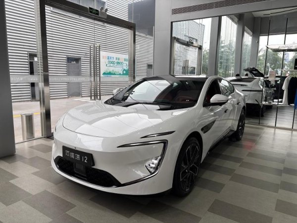 智策管家 新能源乘用车又降价了！六年来均价首次跌破16万元，纯电动车降得最狠